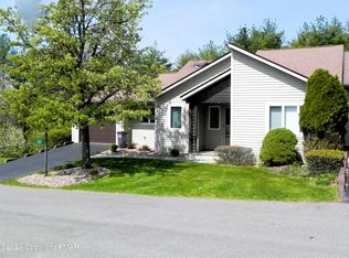 221 E Windsor Rd, Saylorsburg, PA 18353