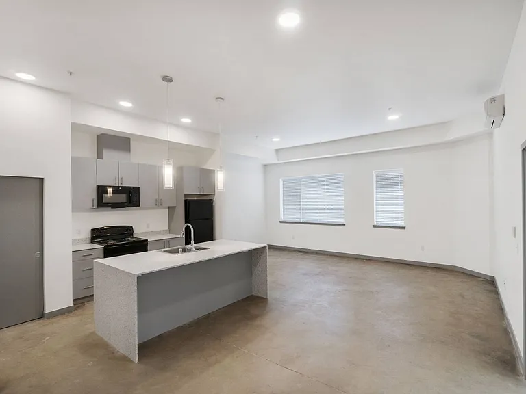 1 Bedroom LiveWork