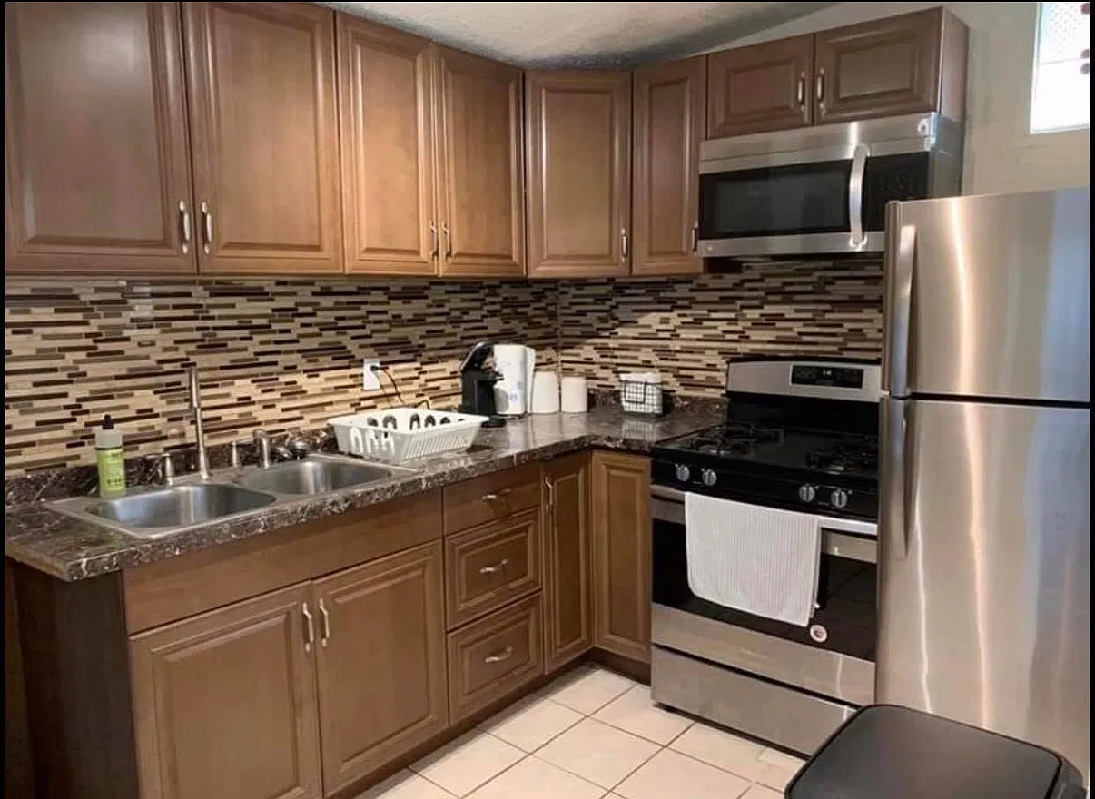 2 bed, $2,100 — Photo 4