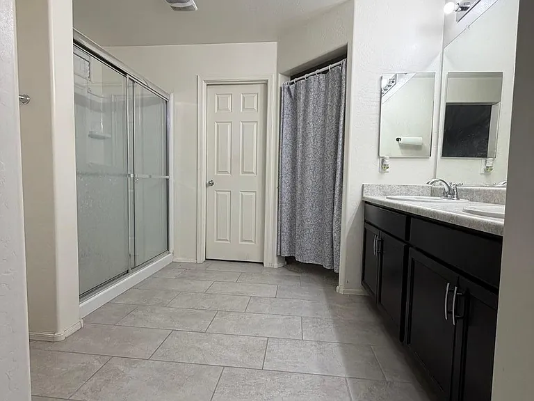 7217 W Golden Ln — Photo 25