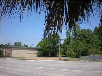 1st image of 4030 Rivers Ave