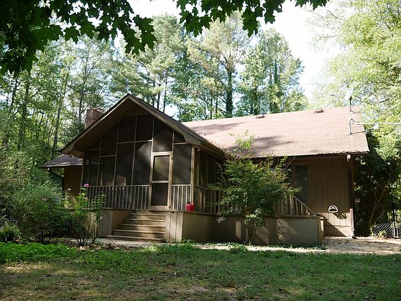 5th image of 798 McLendon Cir