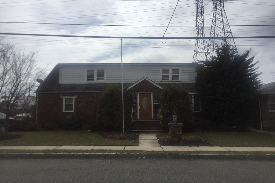 1st image of 11 Carmer Ave