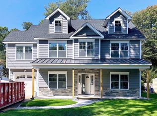 9 Maplewood Dr, Livingston, NJ 07039