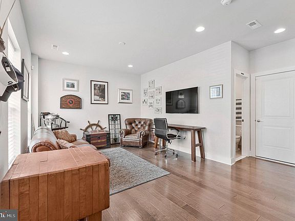 4th image of 14803 Retreat Blvd