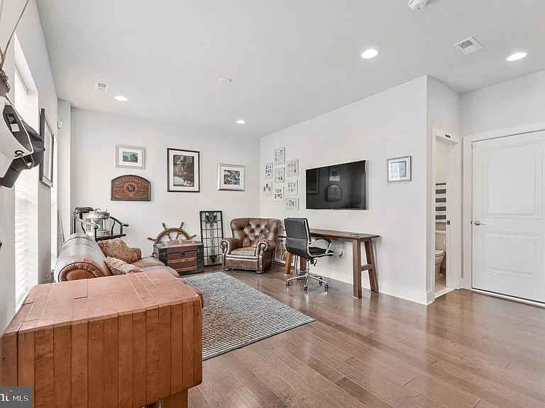 14803 Retreat Blvd — Photo 4