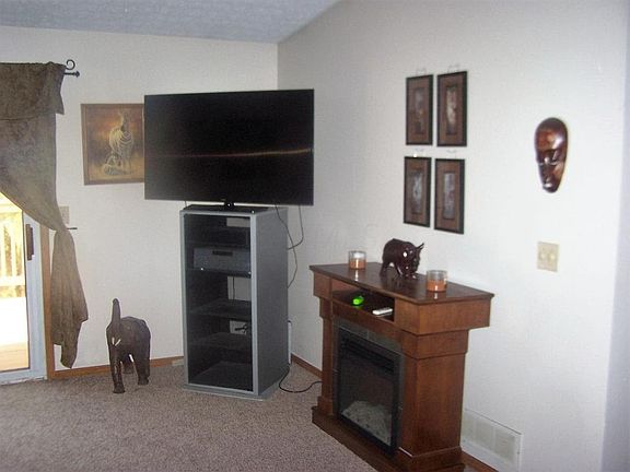 4th image of 3472 Westerville Woods Dr