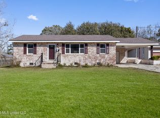 34 37th St, Gulfport, MS 39507