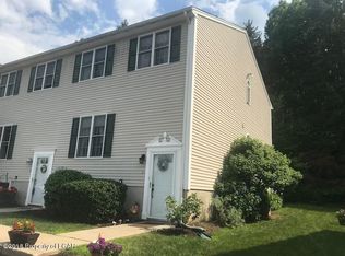27 Richard Dr, Dallas, PA 18612