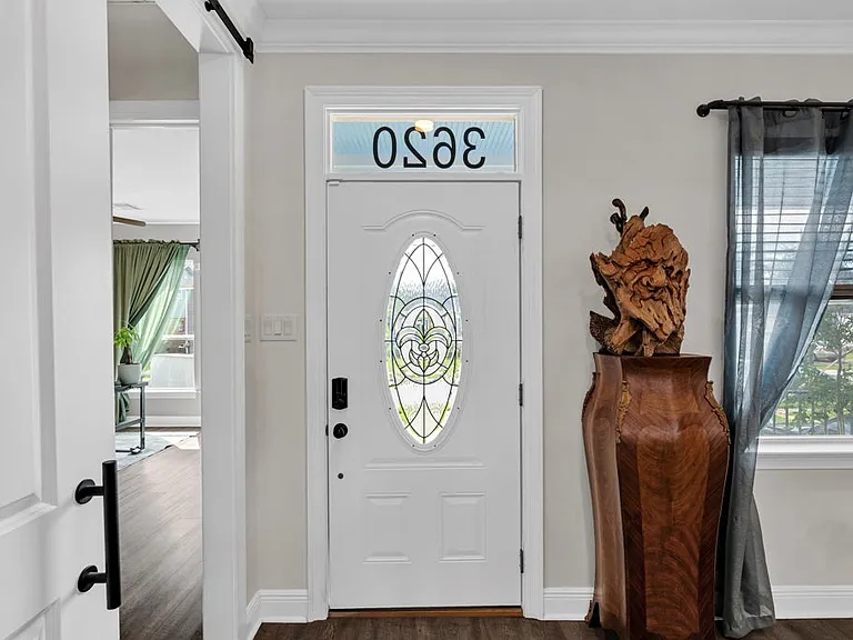 3620 Live Oak St — Photo 4