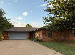 519 Pca Dr, Watonga, OK 73772