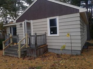 6 Shawnee Ave, West Bridgewater, MA 02333