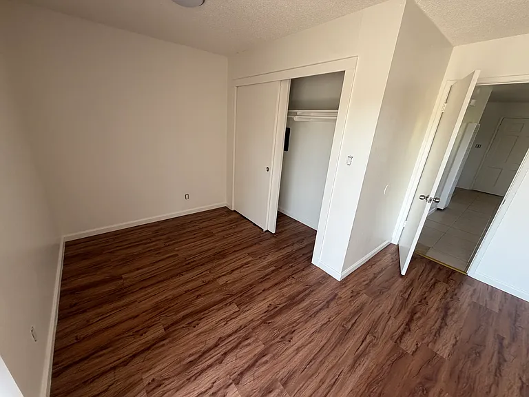 927 Fitzuren Rd #1 — Photo 8