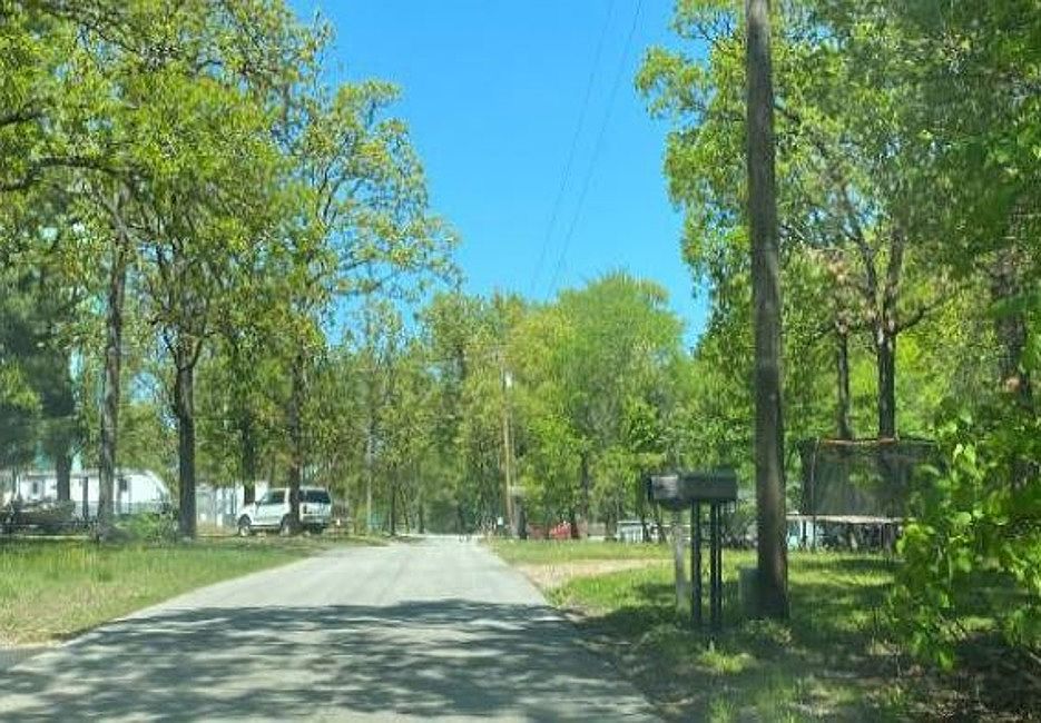 315 Grand Ave, Seneca, MO 64865 Zillow