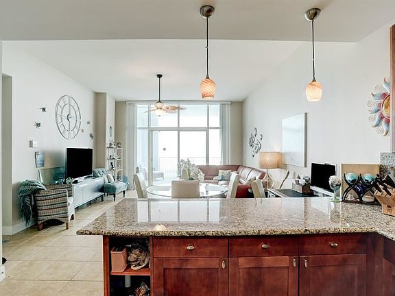 4th image of 500 Seawall Blvd Unit 1010