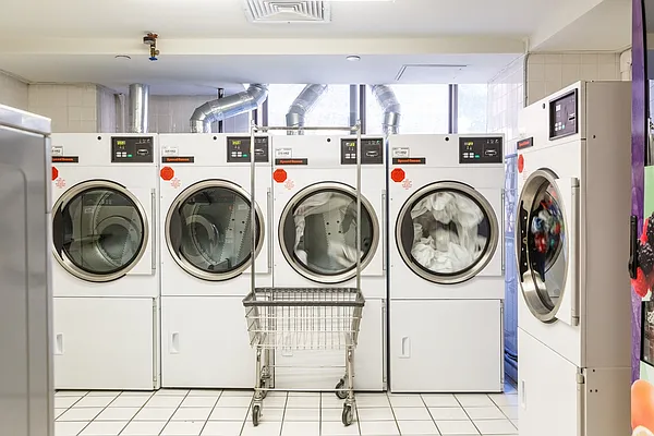 Rented by Greystar | media 45