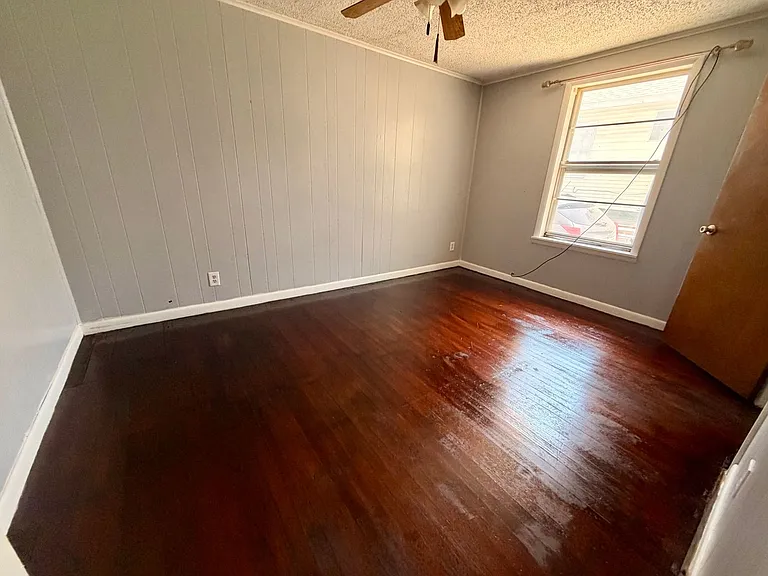 816 N Broadway — Photo 6