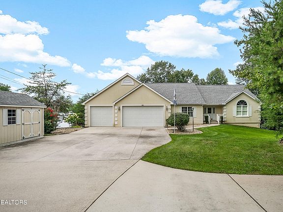 4th image of 261 Pomeroy Dr