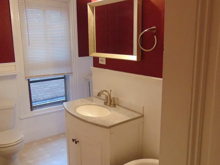 305 Gay St — Photo 3