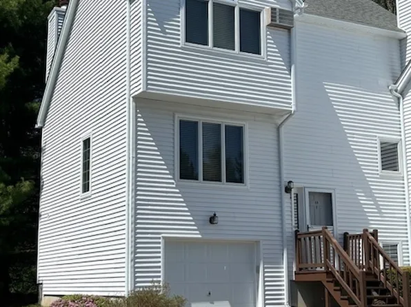 40 Eastbrook Heights #F, Mansfield, CT 06250