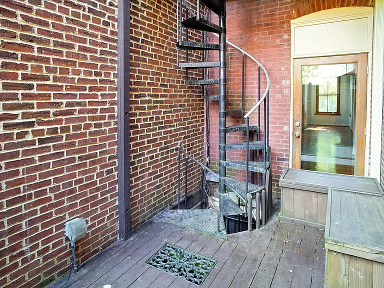 1111 Rhode Island Ave NW #A — Photo 16