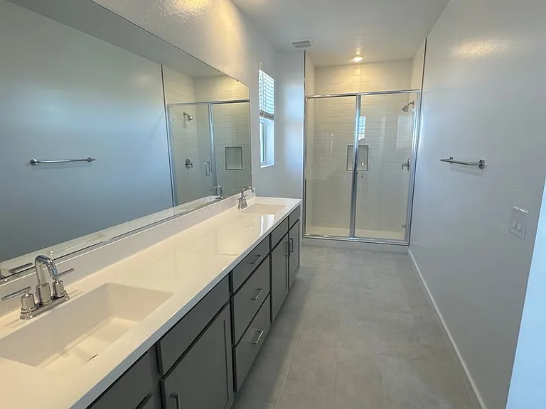 2442 W Maximo Way — Photo 27