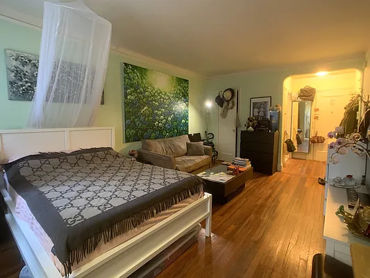 Rented by Oxford Property Group | media 22