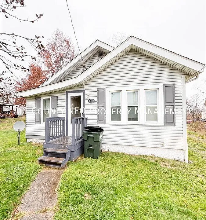 1247 Grand Blvd
