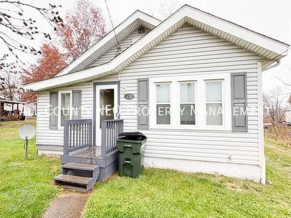 1247 Grand Blvd, Barberton, OH 44203