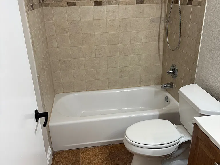 3582 Howard Ave #3 — Photo 7
