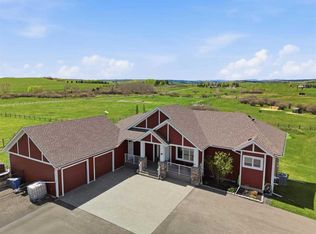 162035 E 192nd St W, Foothills County, AB T1S2T2