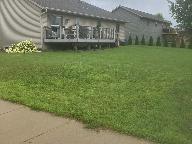 301 Grovebrook Ct — Photo 3
