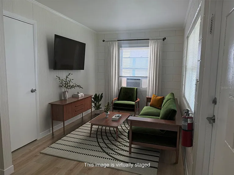 1215 Hartman Apartments — Photo 6