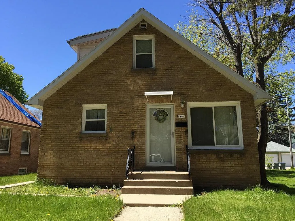5461 N 41st St photo 1