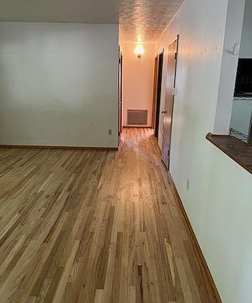 3rd image of 10 3rd St