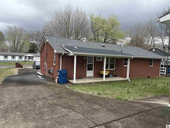 3rd image of 410 S 8th St