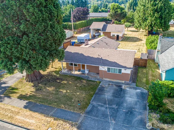 1818 9th Avenue SE, Puyallup, WA 98372