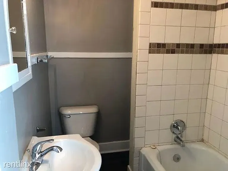 625 E Burlington St — Photo 7