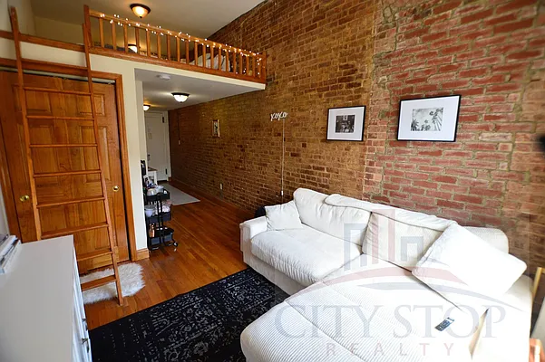 Rented by City Stop Realty | media 13