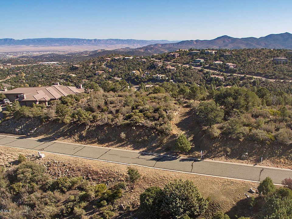 1st image of 572 Sandpiper Dr