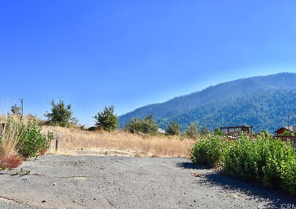 1st image of 15565 Sugar Pine Dr