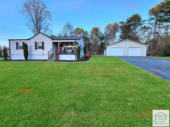 17216 Martinsville Hwy, Axton, VA 24054