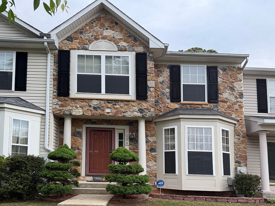 1st image of 178 Goldsborough Dr