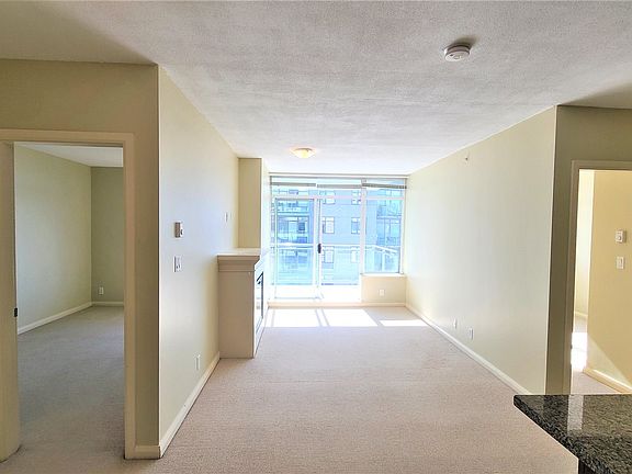 4th image of 892 Carnarvon St #3309