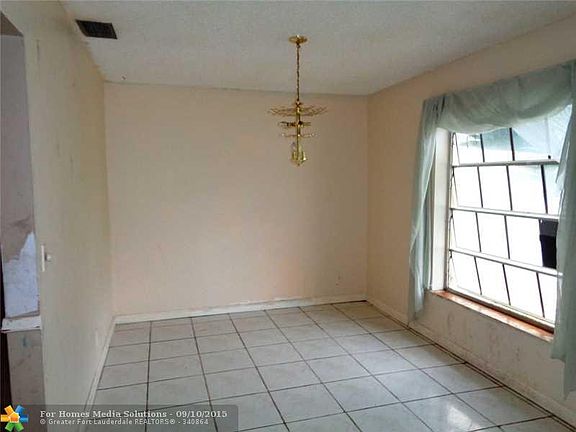 3rd image of 6611 Boulevard Of Champions