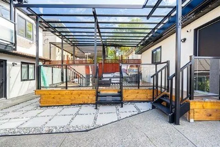 3 bed, 1213 sqft, $4,000 — Photo 4