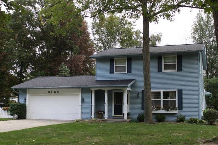 New roof. Updated bathrooms. Updated kitchen. Fresh paint.  A fantastic family home with plenty of space for everyone. The ball is in your court!