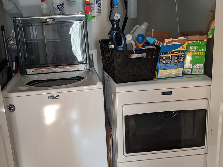 Meadow Oak Dr — Photo 43
