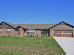 13448 Loyle Lane, Gravette, AR 72736