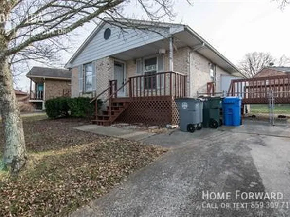 1076 Tatesbrook Dr, Lexington, KY 40517